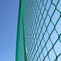 Piłkochwyt 4m - Słupy i siatka z oczkami 10x10cm o grubości 4mm na piłkochwyt Piłkochwyt 4m - Słupy i siatka z oczkami 10x10cm o grubości 4mm na piłkochwyt