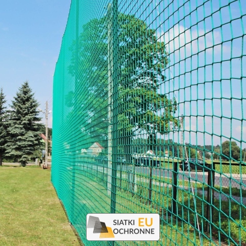 Piłkochwyt 4m - Słupy i Profesjonalna siatka piłkochwyt o grubości 5mm i oczkach 10x10cm