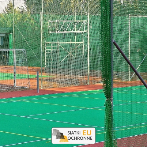 Ogrodzenie boiska 5m wys. z słupami i siatką 6x6cm o grubości 4mm