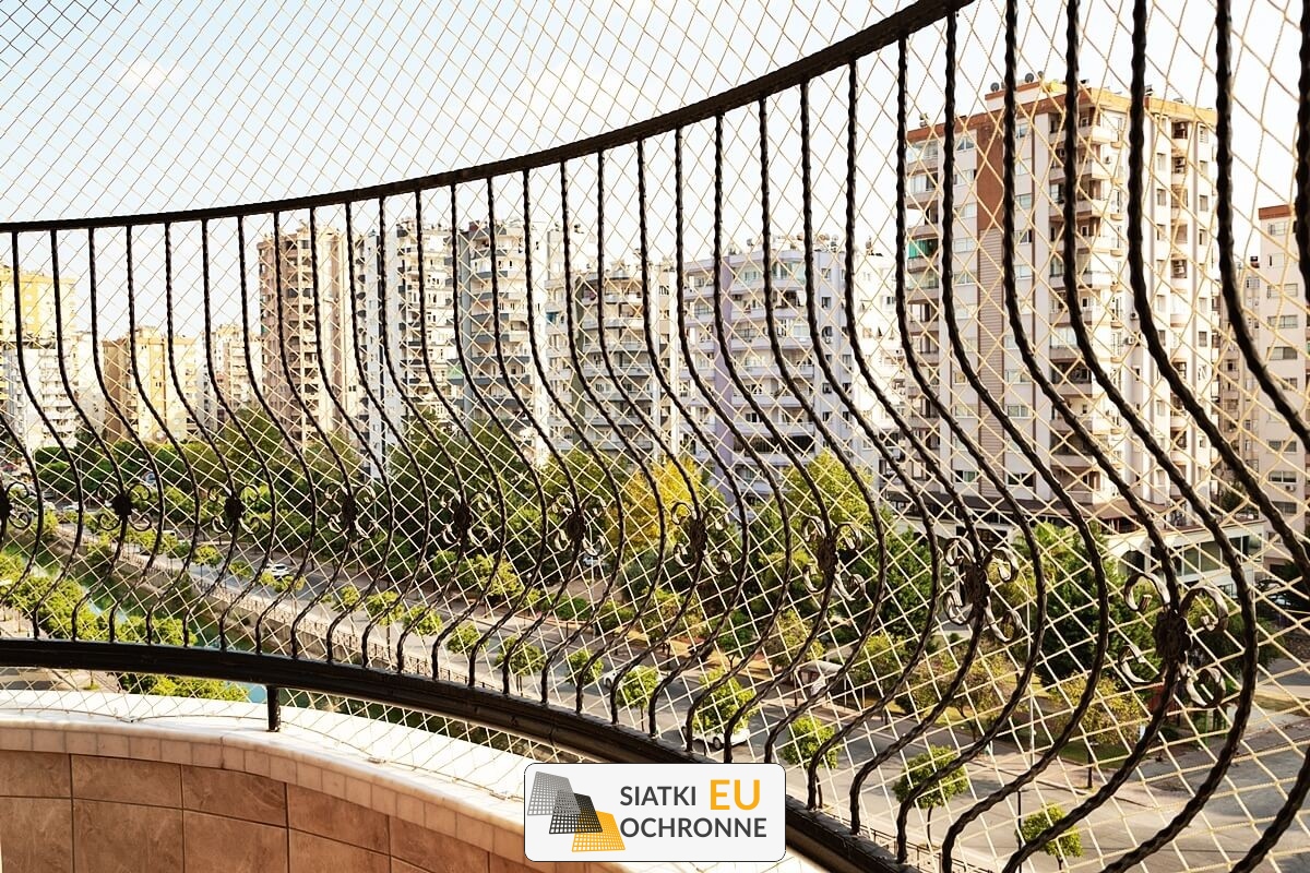   SiatkiOchronne.eu - Ogrodzenie zabezpieczające do domu   Siatka do ogrodzenia w domu 