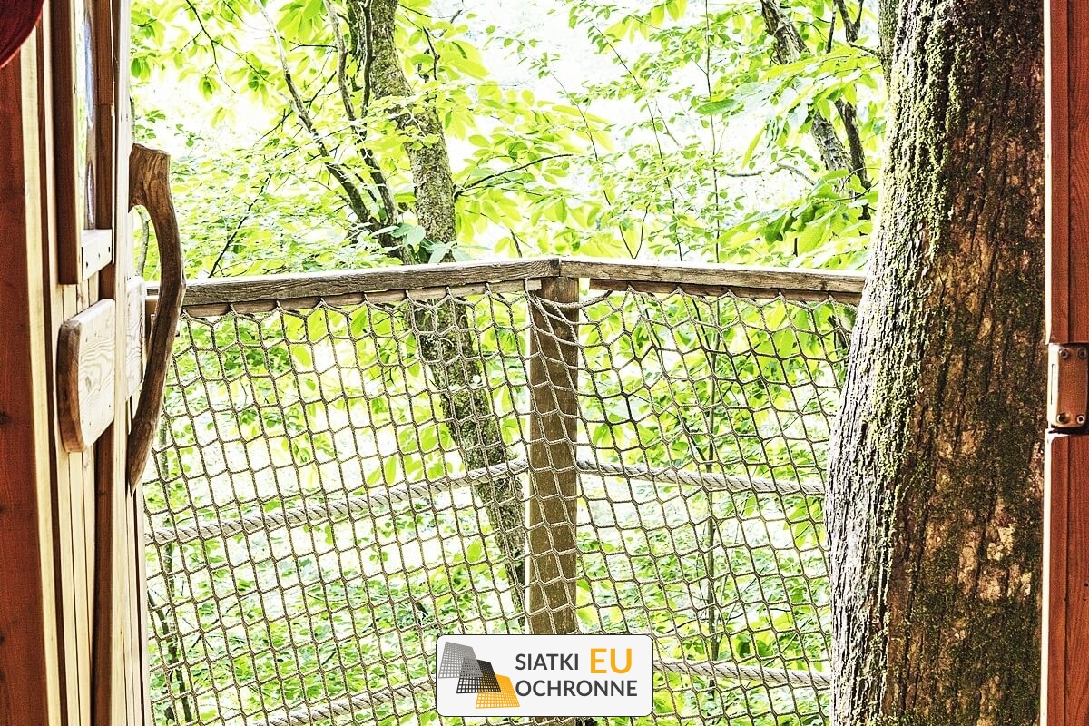 Siatka zabezpieczająca do słupków ogrodzeniowych SiatkiOchronne.eu - Siatka zabezpieczająca do słupków ogrodzeniowych