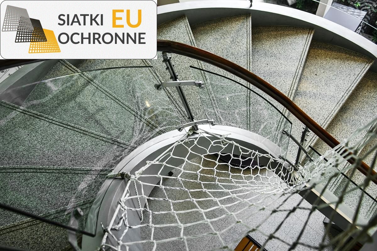 Chroniąca Twoje schody siatka bezpieczeństwa SiatkiOchronne.eu - Chroniąca Twoje schody siatka bezpieczeństwa