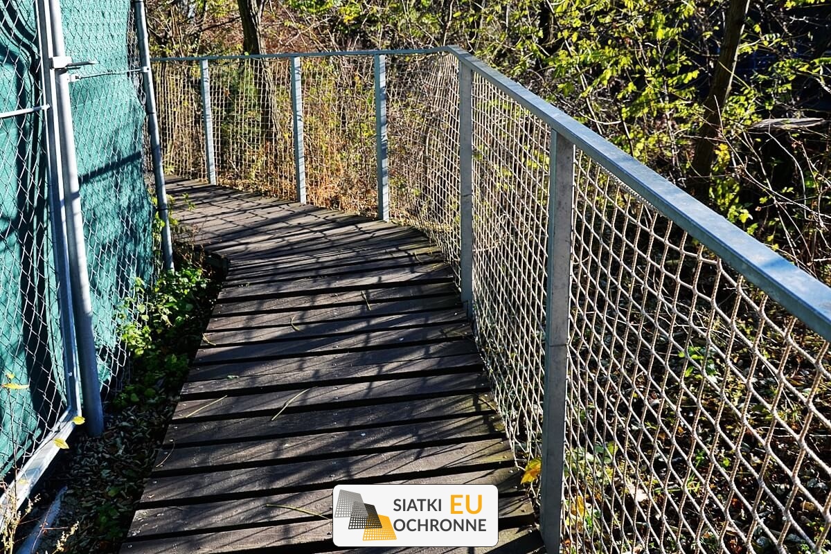 Najtańsze siatki. Wytrzymała siatka na schody, małe oczko tanio SiatkiOchronne.eu - Najtańsze siatki. Wytrzymała siatka na schody, małe oczko tanio