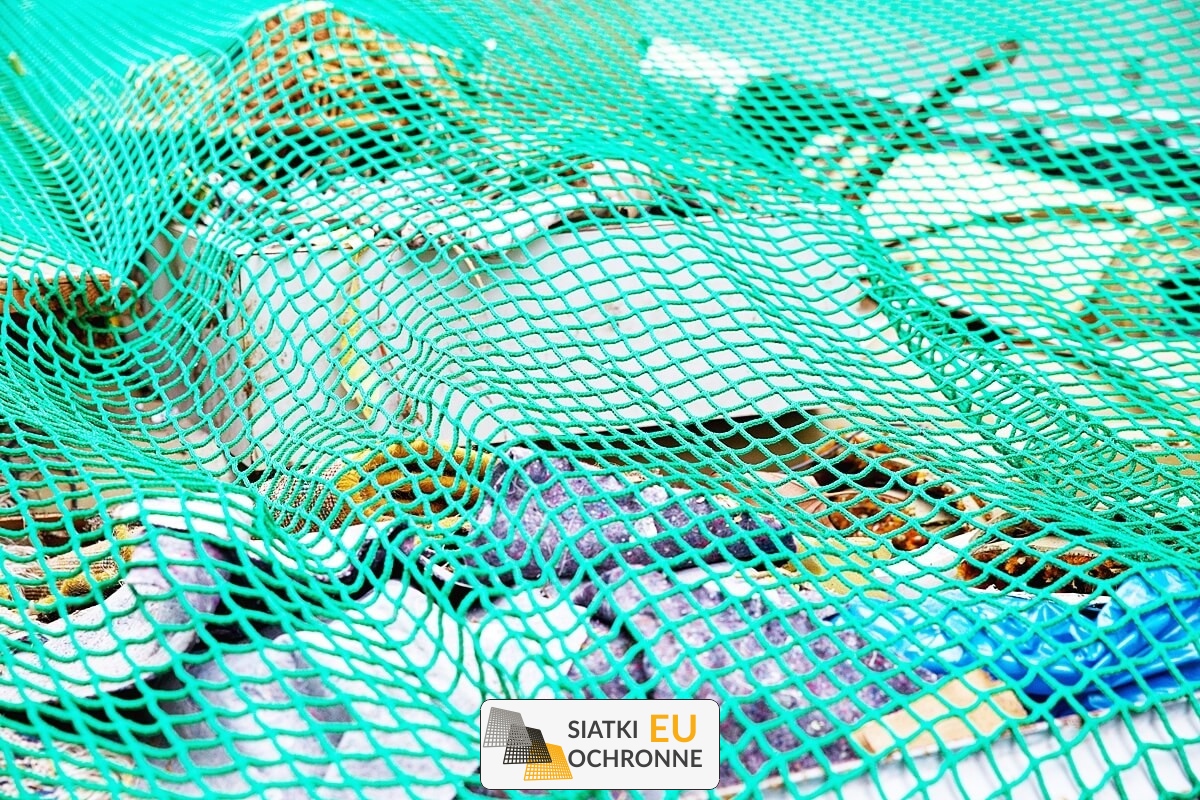 Solidna i wytrzymała siatka — ochrona idealna dla Twoich odpadów SiatkiOchronne.eu - Solidna i wytrzymała siatka — ochrona idealna dla Twoich odpadów
