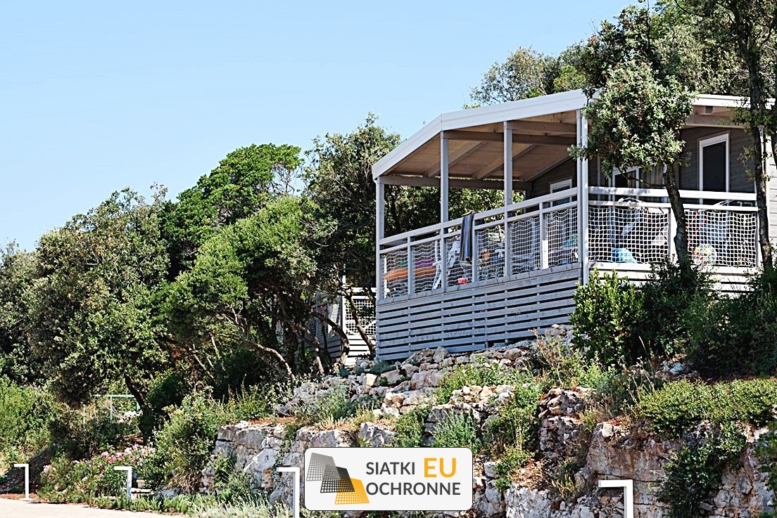   SiatkiOchronne.eu - Zabezpiecz swój taras ekonomiczną siatką sznurkową 