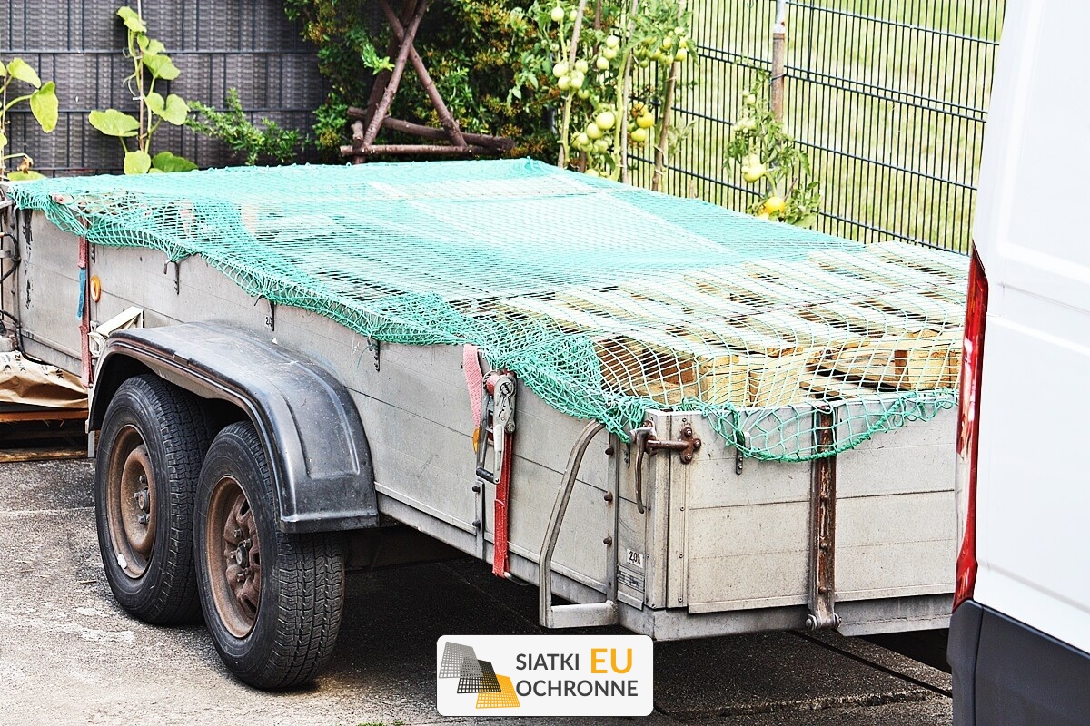   SiatkiOchronne.eu - Mocna i Gruba Siatka Zabezpieczająca do Transportu na Przyczepkę 