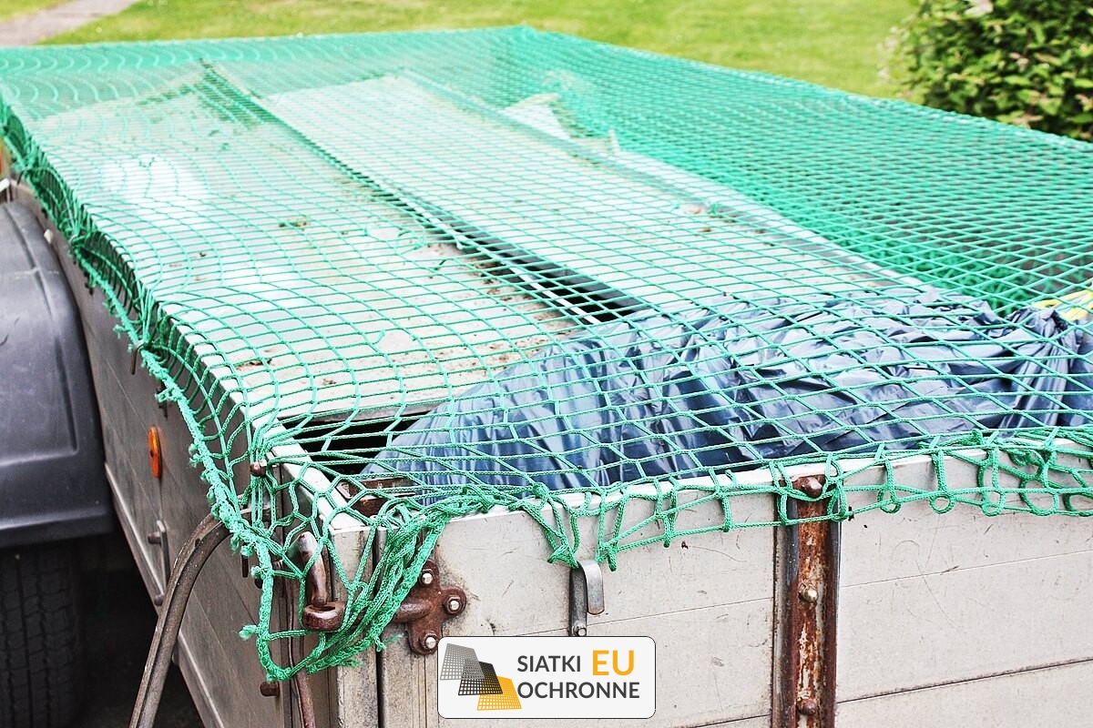   SiatkiOchronne.eu - Bezpieczne zabezpieczenie towarów na przyczepce 