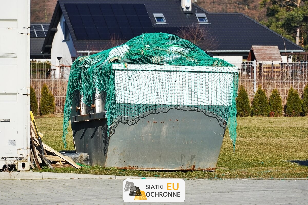   SiatkiOchronne.eu - Zabezpieczenie siatką transportowanych maszyn na lawetach 