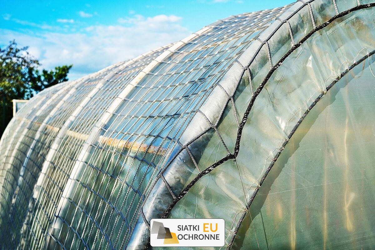   SiatkiOchronne.eu - Siatka wzmacniająca ochronna chroniąca przed podmuchami wiatru 