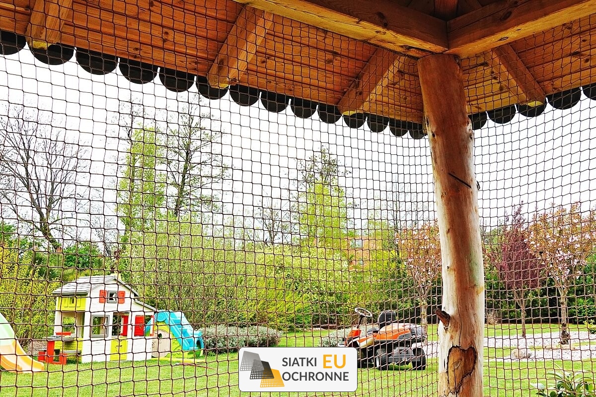  SiatkiOchronne.eu - Siatka sznurkowa - doskonałe zabezpieczenie i harmonia z naturą 