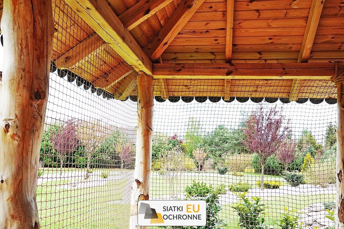 Siatka sznurkowa do zabezpieczenia altany: gwarancja urody i bezpieczeństwa SiatkiOchronne.eu - Siatka sznurkowa do zabezpieczenia altany: gwarancja urody i bezpieczeństwa