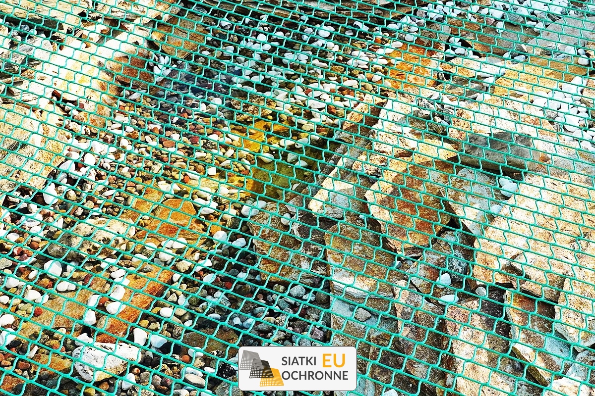   SiatkiOchronne.eu - Siatka zabezpieczająca dla Twojego oczka wodnego 