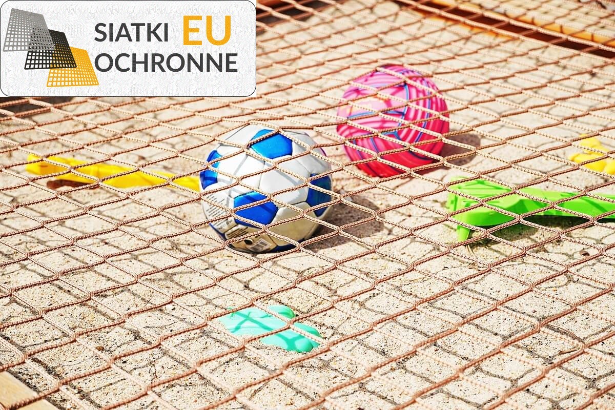 Siatka zabezpieczająca przed wysypywaniem piasku z piaskownicy SiatkiOchronne.eu - Siatka zabezpieczająca przed wysypywaniem piasku z piaskownicy