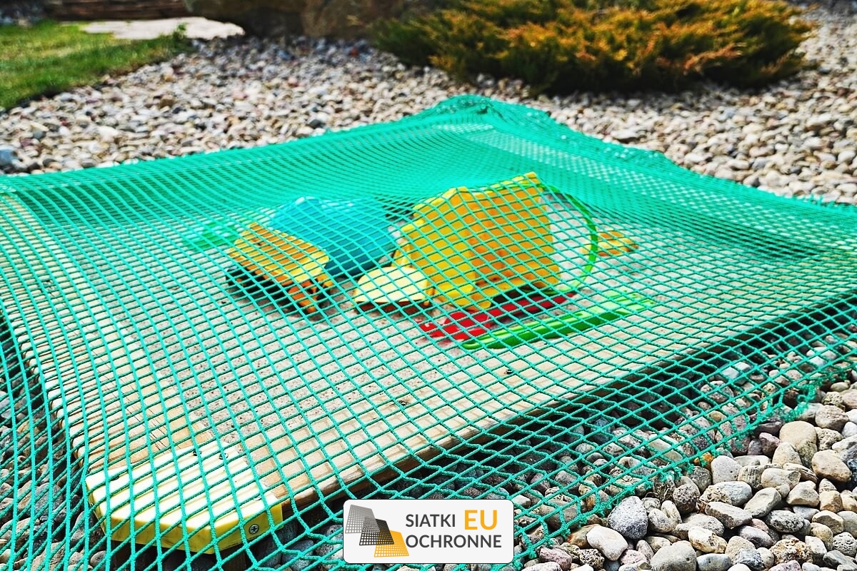   SiatkiOchronne.eu - Siatka do zabezpieczenia piaskownicy   Siatki do piaskownic dziecięcych 