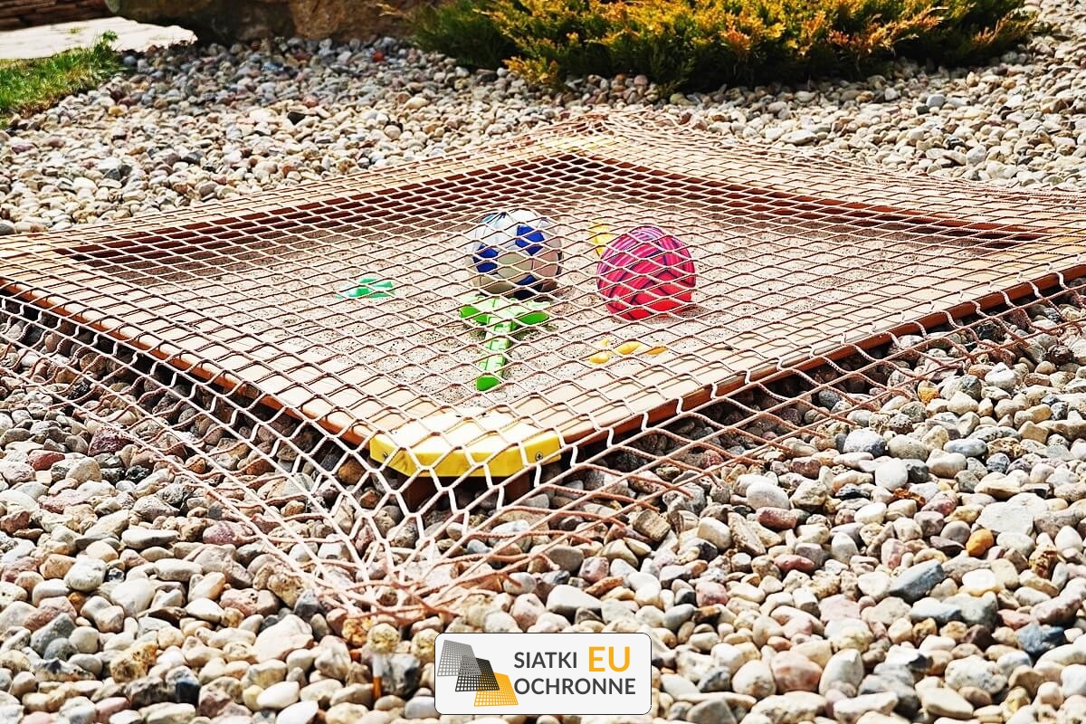   SiatkiOchronne.eu - Zabezpieczenie dla dziecięcych piaskownic — siatki sznurkowe 