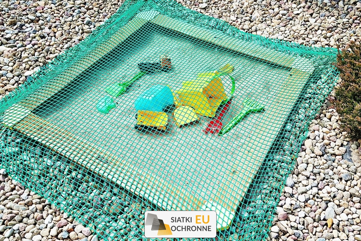   SiatkiOchronne.eu - Siatka o drobnych oczkach do ochrony piasku 