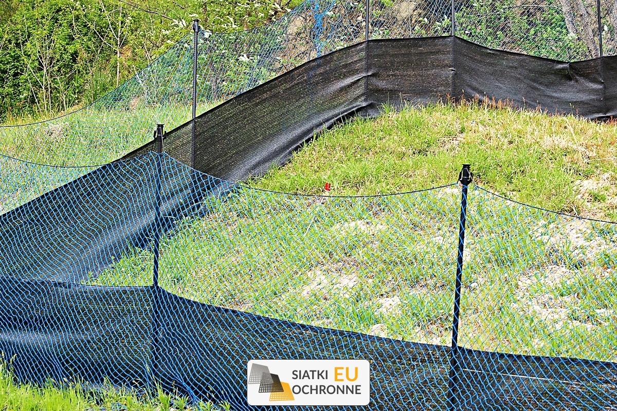   SiatkiOchronne.eu - Zadaszenie z roślin w ogrodzie   Siatka do zadaszenie z roślin pnących 