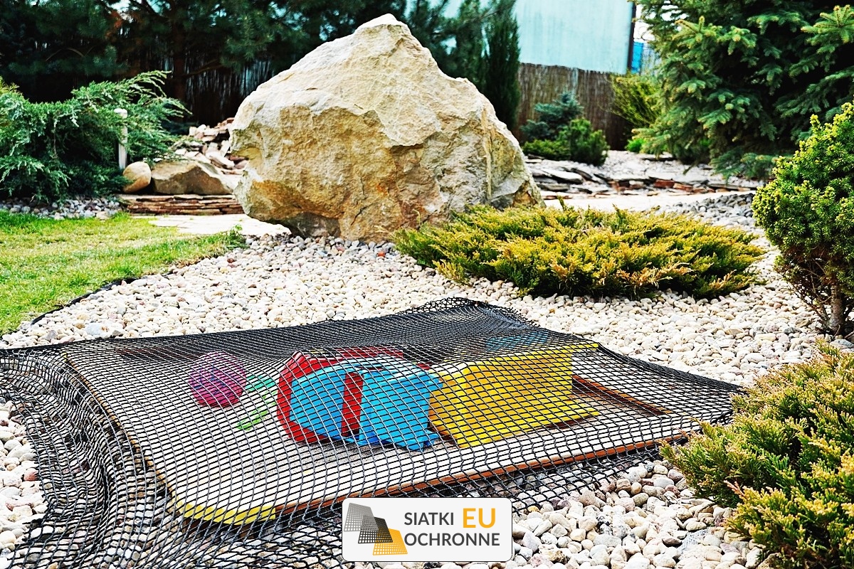   SiatkiOchronne.eu - Bezpieczne i solidne ogrodzenie z siatką sznurkową dla Twojej działki ROD 