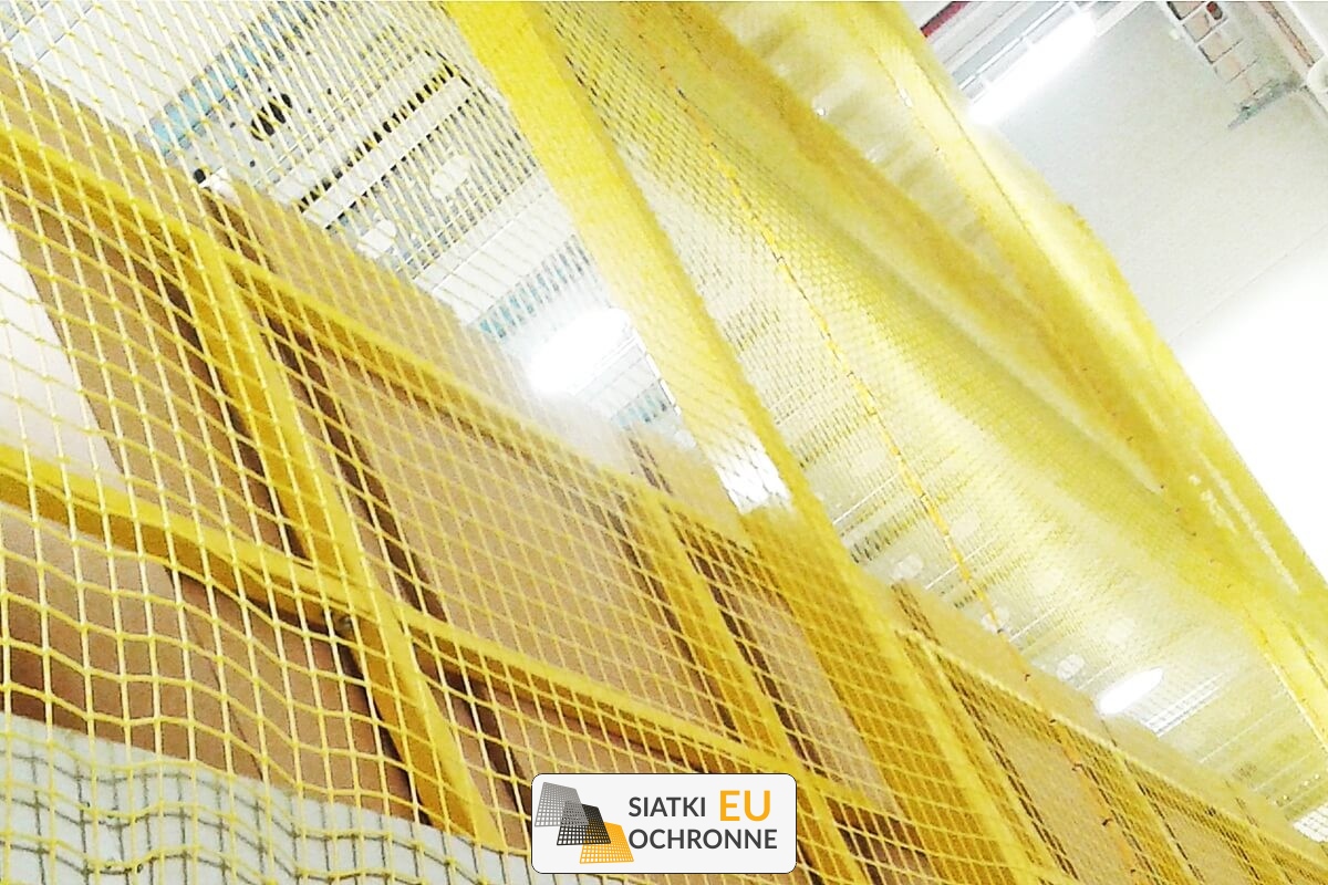   SiatkiOchronne.eu - Siatka na magazyny - 8x8-5mm PP 