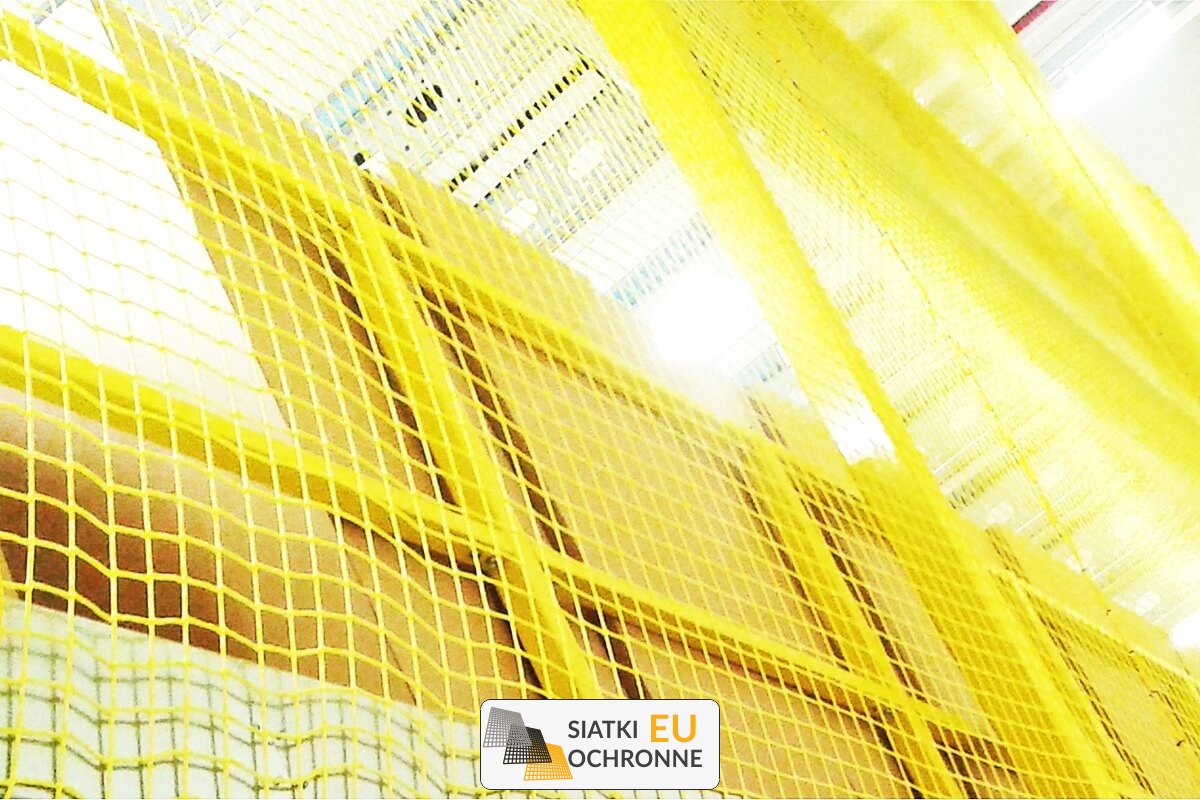   SiatkiOchronne.eu - Siatka na magazyny - 8x8-5mm PP 