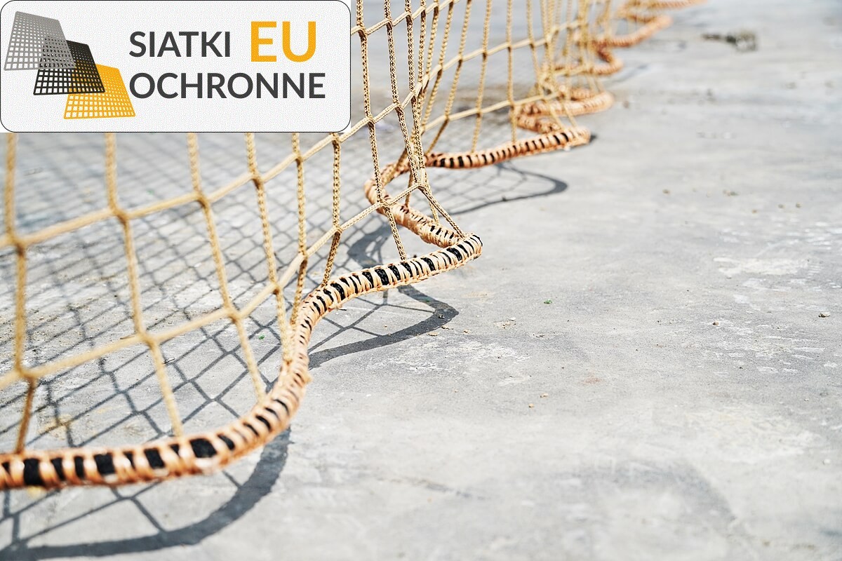 Zabezpiecz swoje otoczenie używając siatki sznurkowej jako zadaszenia SiatkiOchronne.eu - Zabezpiecz swoje otoczenie używając siatki sznurkowej jako zadaszenia