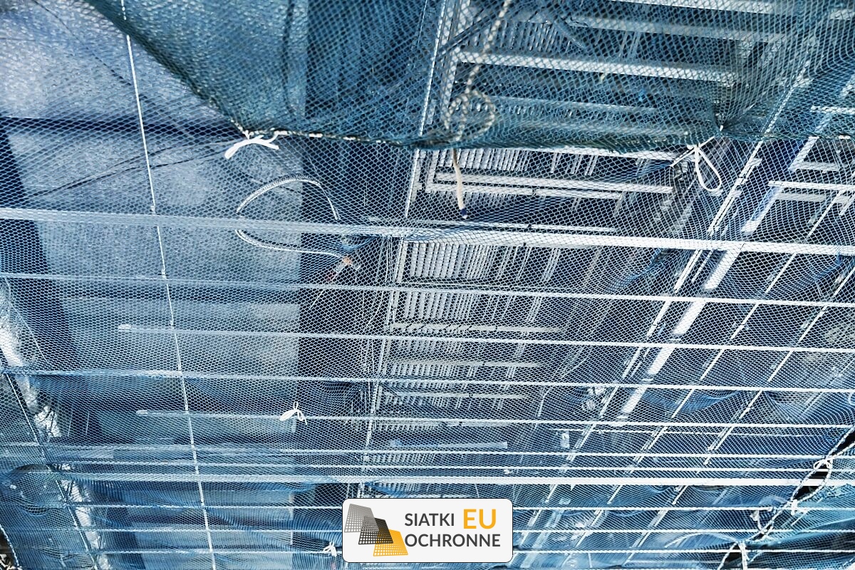   SiatkiOchronne.eu - Siatka ochronna dla lekkich materiałów i styropianu odporna na wiatr 