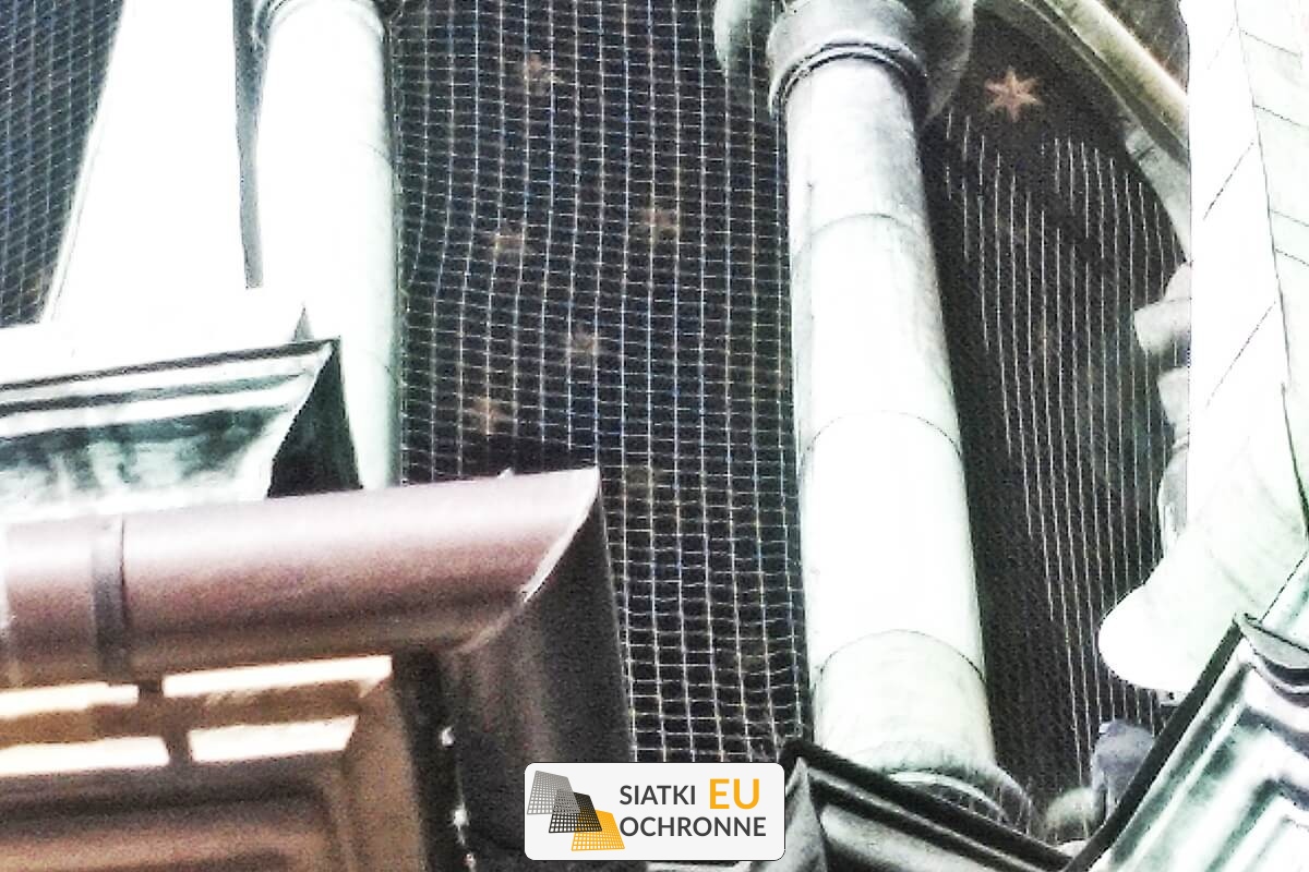   SiatkiOchronne.eu - Ochronna siatka zapobiegająca wnikaniu ptaków 