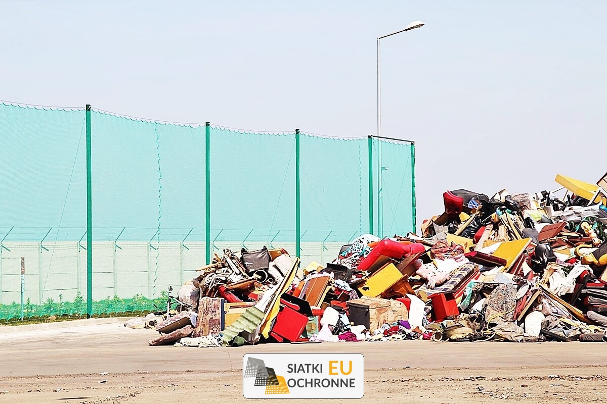 Siatka ochronna o podwyższonej wytrzymałości do zabezpieczania odpadów SiatkiOchronne.eu - Siatka ochronna o podwyższonej wytrzymałości do zabezpieczania odpadów