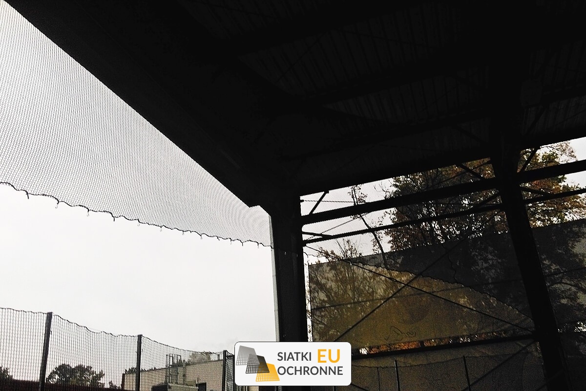   SiatkiOchronne.eu - Siatka ochronna na pobocza drogowe 