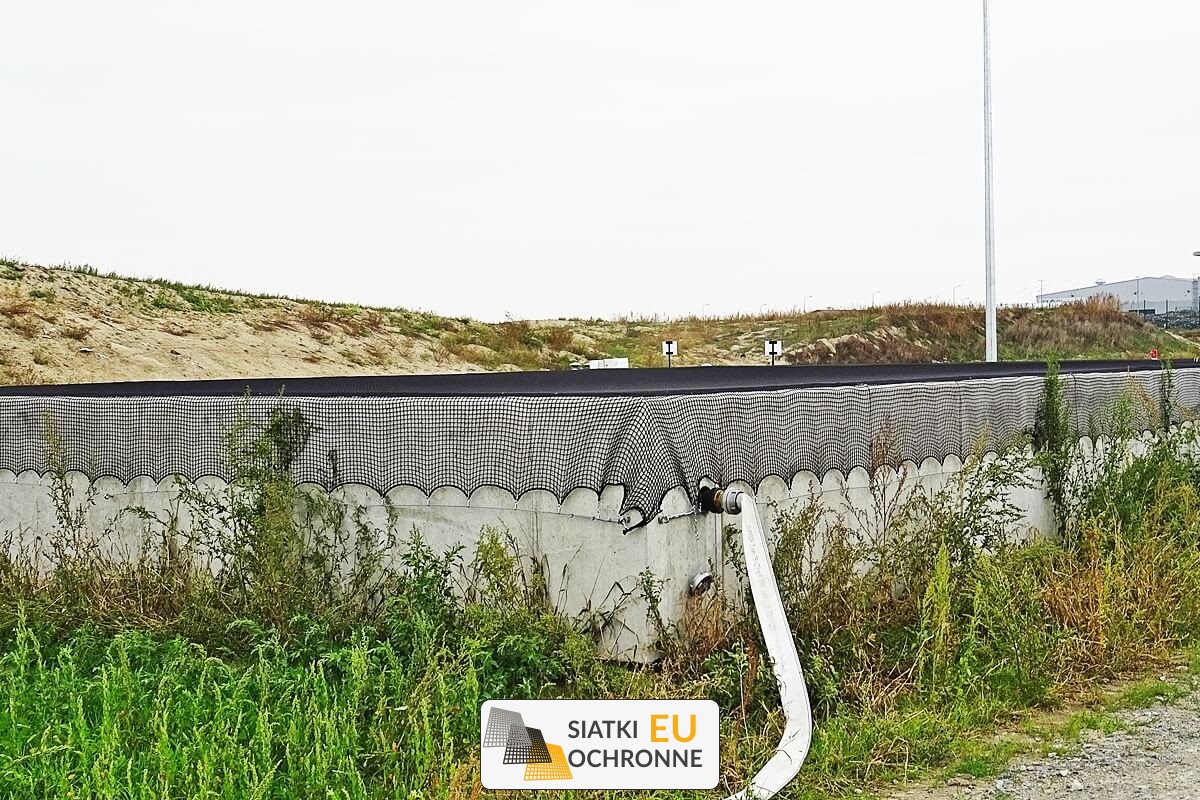 Zabezpieczenie autostrad siatką Siatka do zabezpieczeń poboczy przy drogach SiatkiOchronne.eu - Zabezpieczenie autostrad siatką Siatka do zabezpieczeń poboczy przy drogach