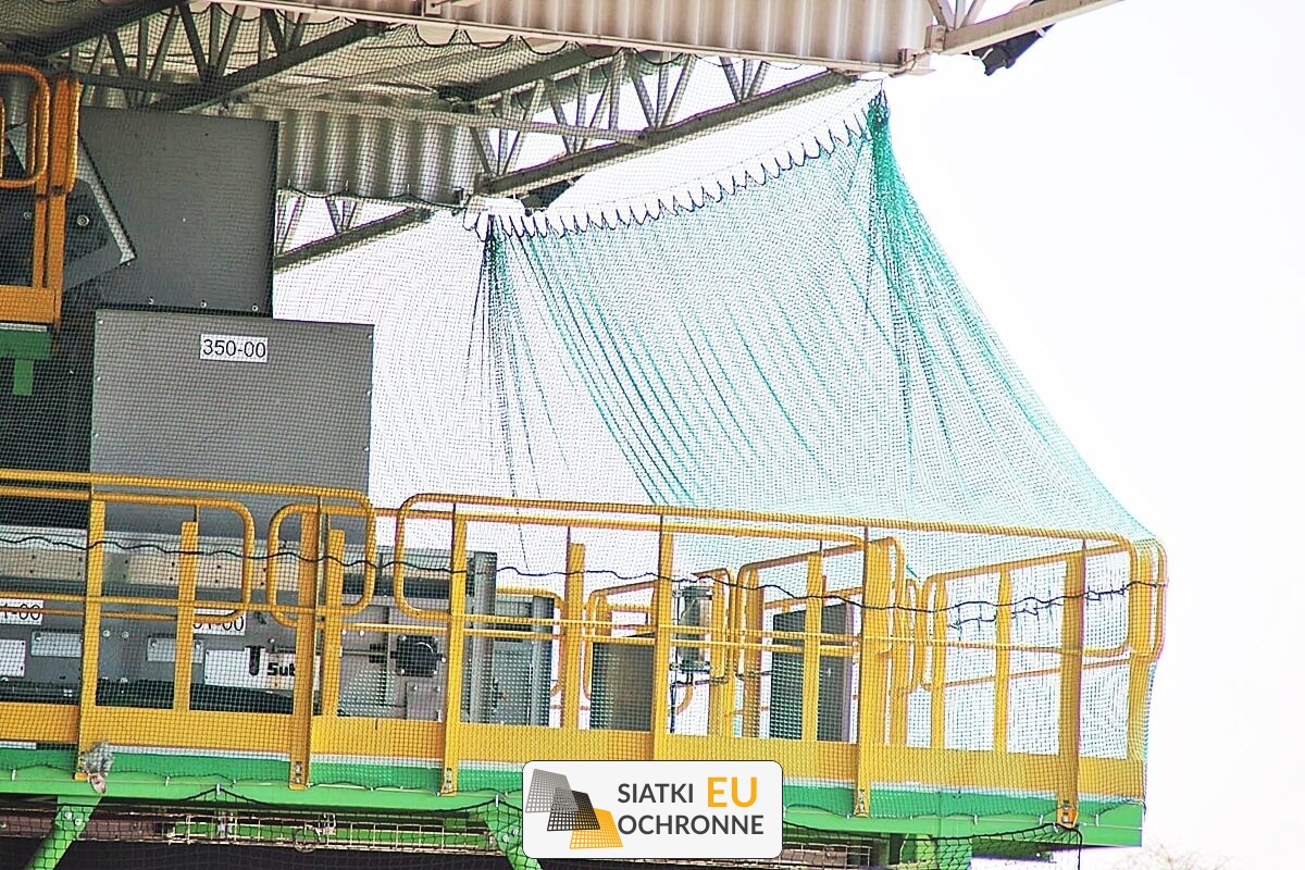 Ogrodzenie przemysłowe z lekkiej siatki Ograniczenie dostępu, zabezpieczenie siatką SiatkiOchronne.eu - Ogrodzenie przemysłowe z lekkiej siatki Ograniczenie dostępu, zabezpieczenie siatką