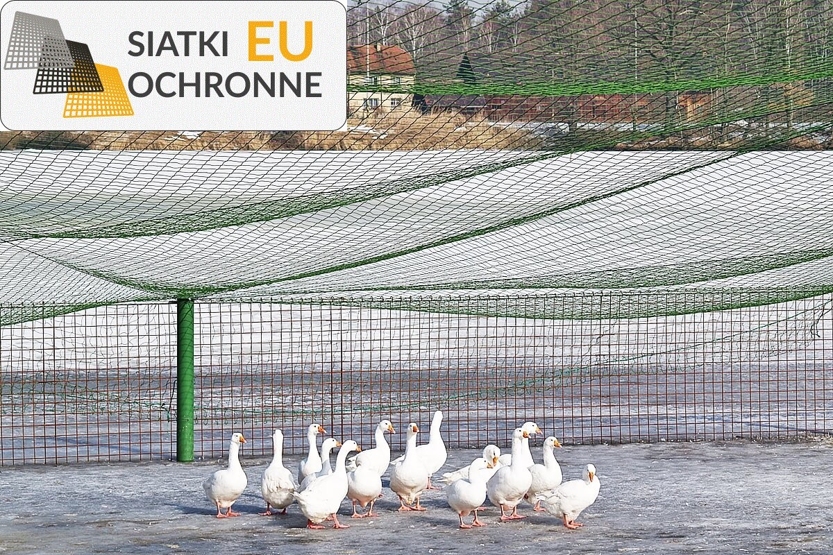 Lekka i wytrzymała siatka ochronna dla hodowlanych zwierząt SiatkiOchronne.eu - Lekka i wytrzymała siatka ochronna dla hodowlanych zwierząt