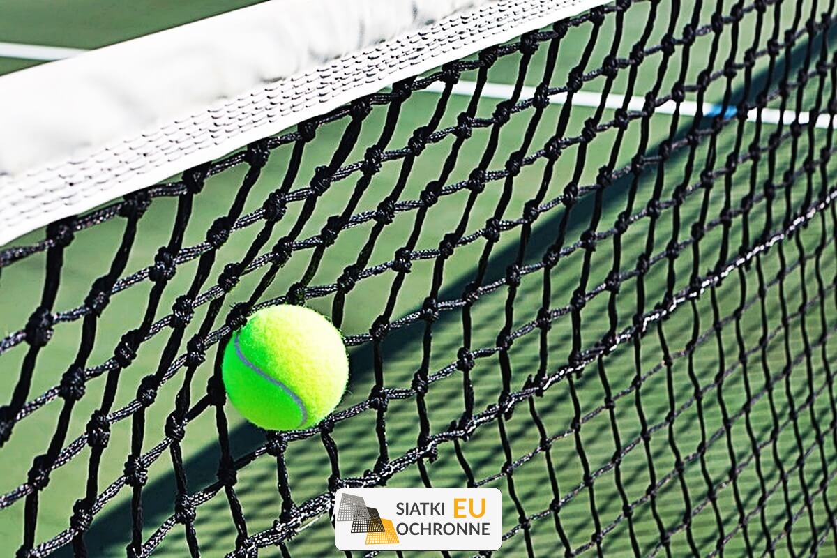 Podział boiska na boiskach sportowych SiatkiOchronne.eu - Podział boiska na boiskach sportowych