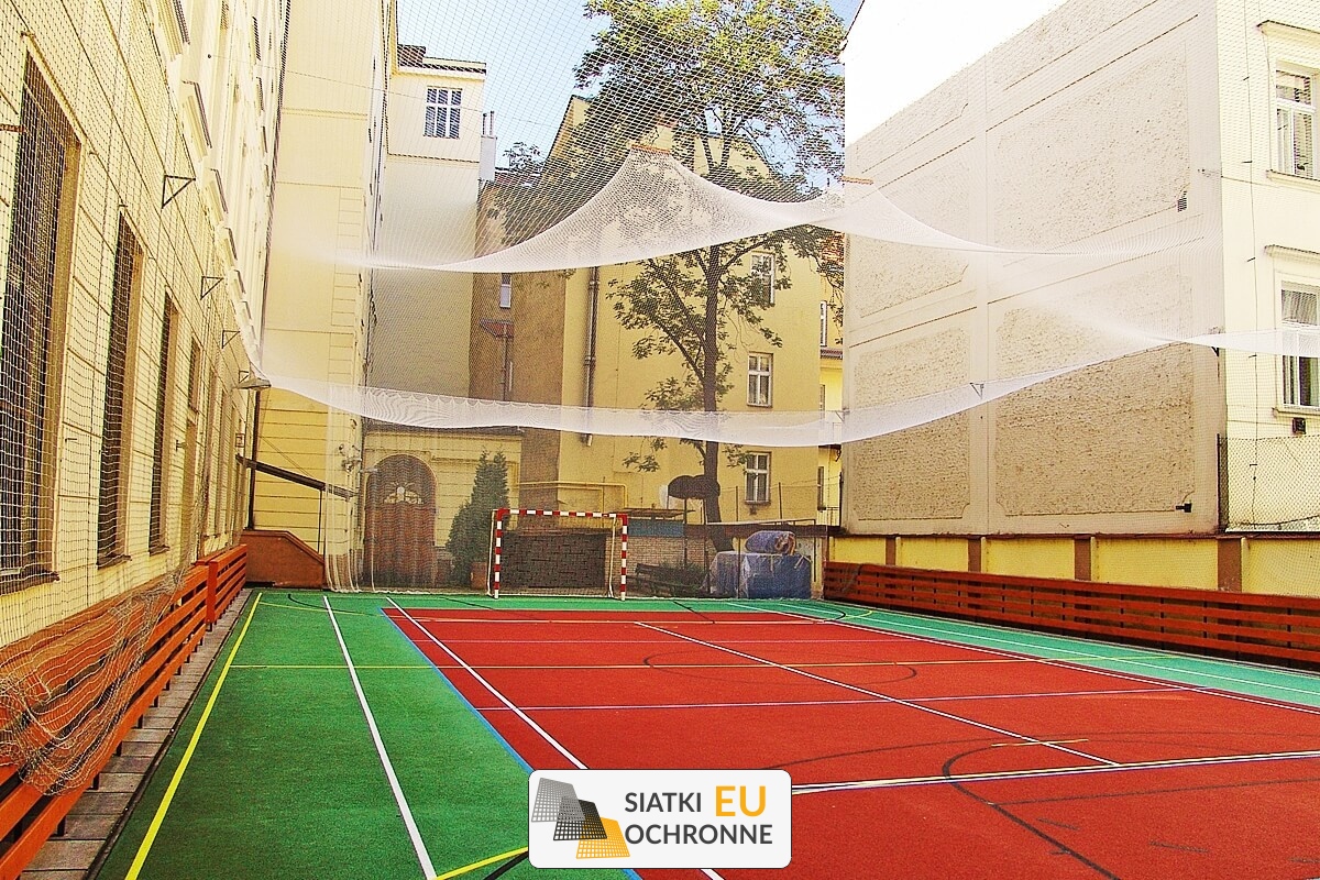   SiatkiOchronne.eu - Siatka wykonana z sznurka idealna do kortu tenisowego 