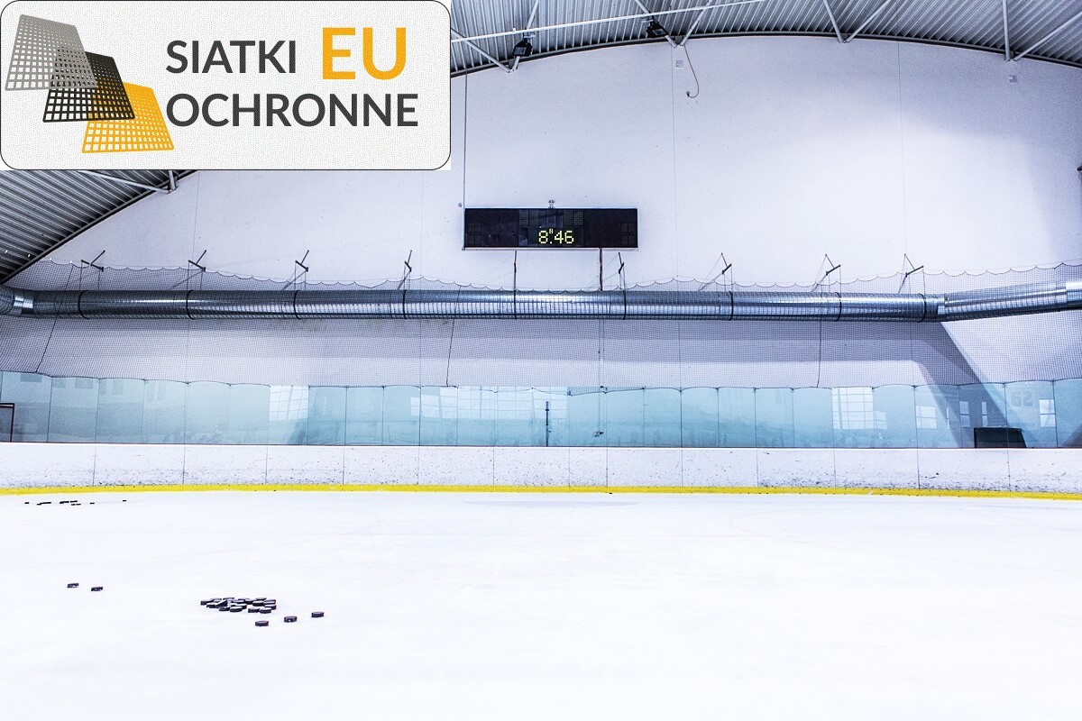 Ochronna siatka do zabezpieczania widowni na meczach hokejowych SiatkiOchronne.eu - Ochronna siatka do zabezpieczania widowni na meczach hokejowych