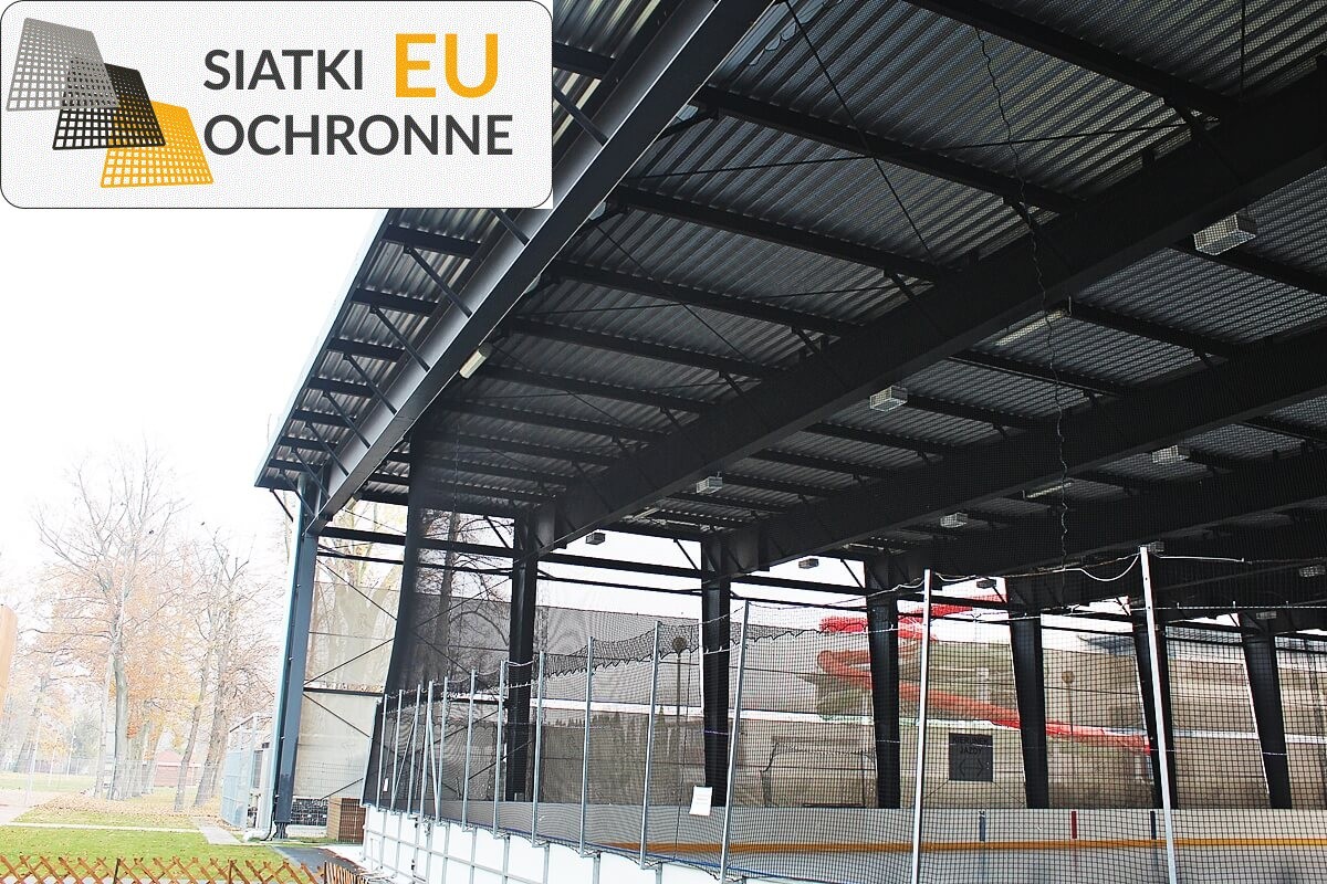   SiatkiOchronne.eu - Ochronna siatka do zabezpieczania widowni na meczach hokejowych 