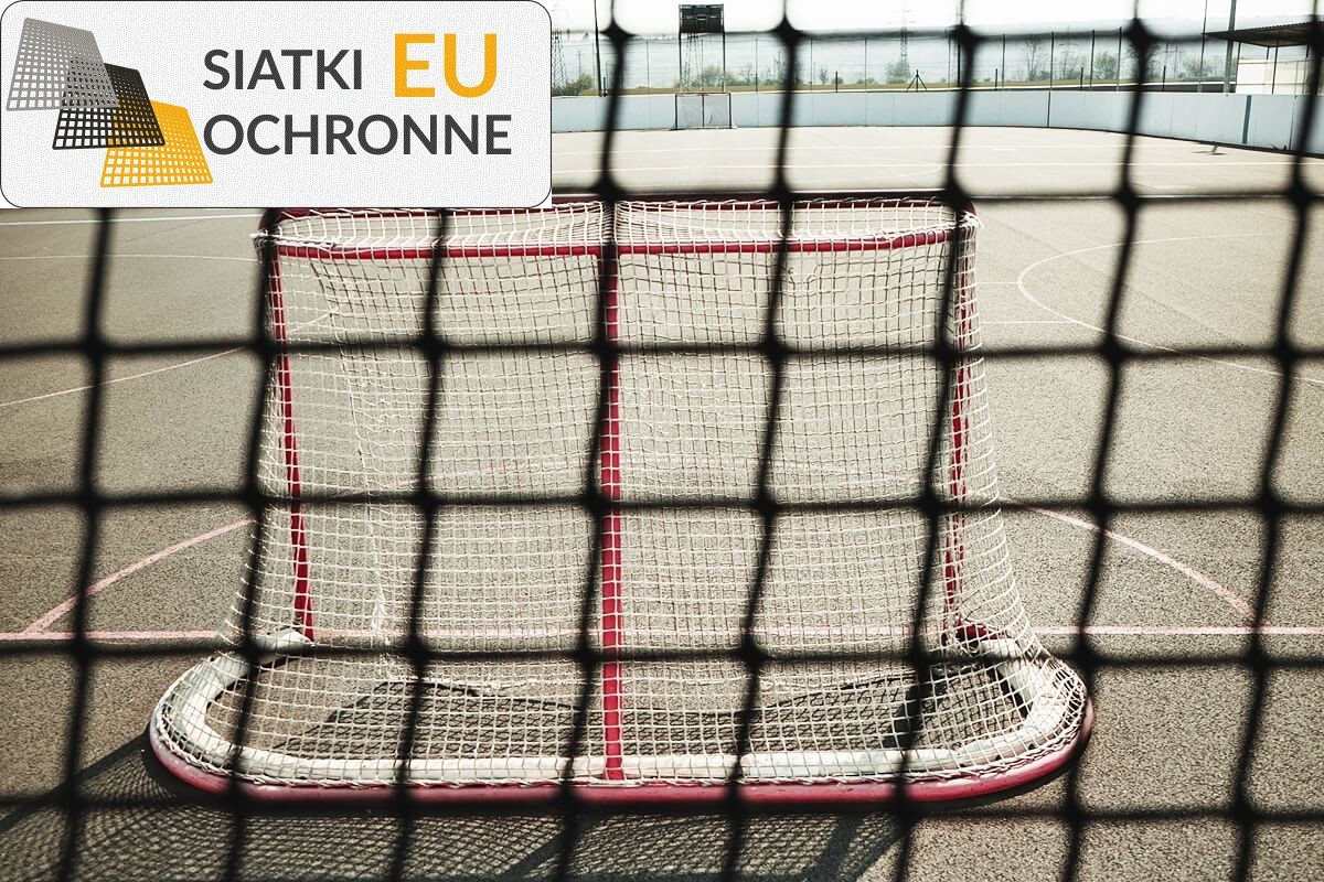   SiatkiOchronne.eu - Komplet do zwiększania wysokości band hokejowych z siatką zabezpieczającą 