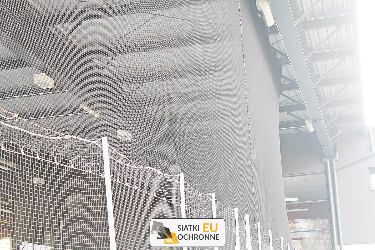 TANIA SIATKA - Przystępna cena na niezbędny element lodowiska sportowego SiatkiOchronne.eu - TANIA SIATKA - Przystępna cena na niezbędny element lodowiska sportowego