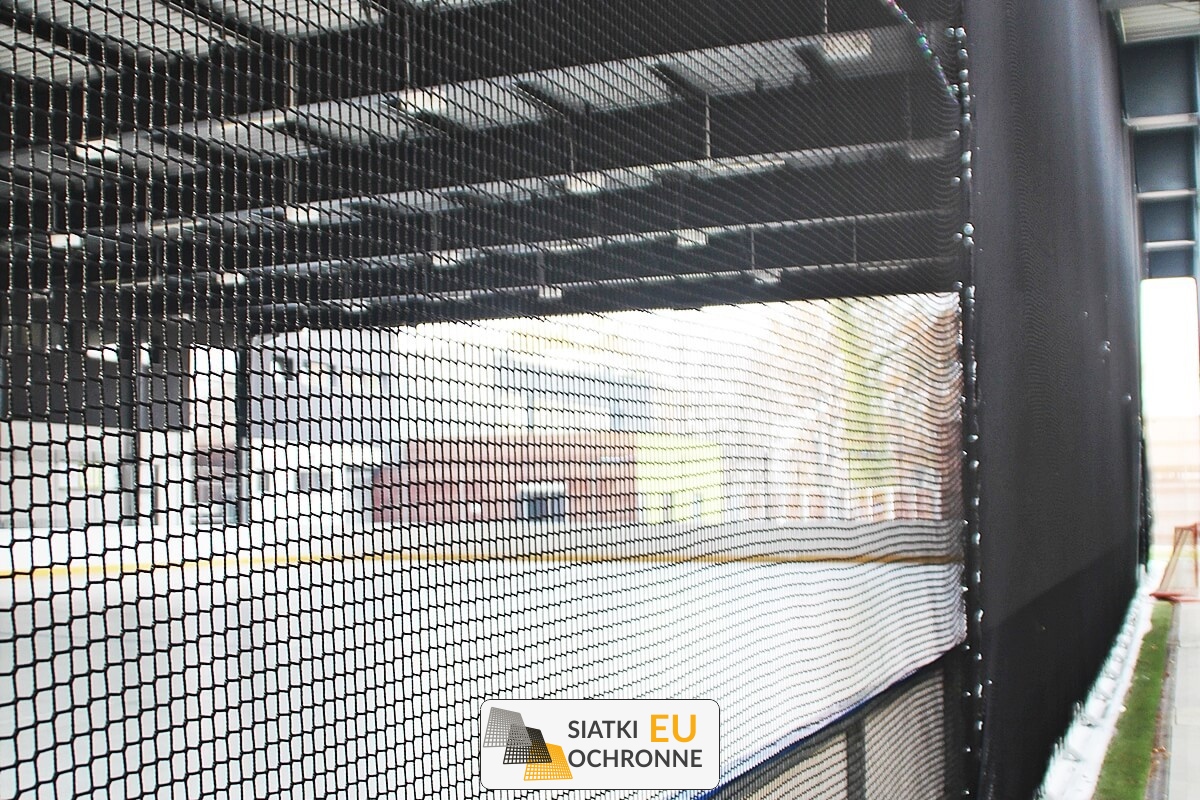   SiatkiOchronne.eu - Mocna siatka - idealna ochrona na lodowiskach 