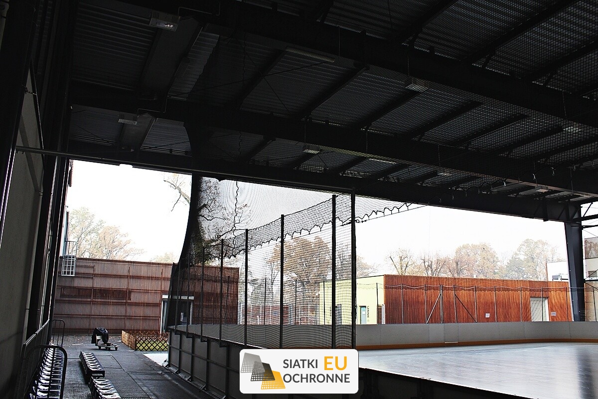   SiatkiOchronne.eu - Zestaw do podwyższenia band hokejowych - siatka ochronna 