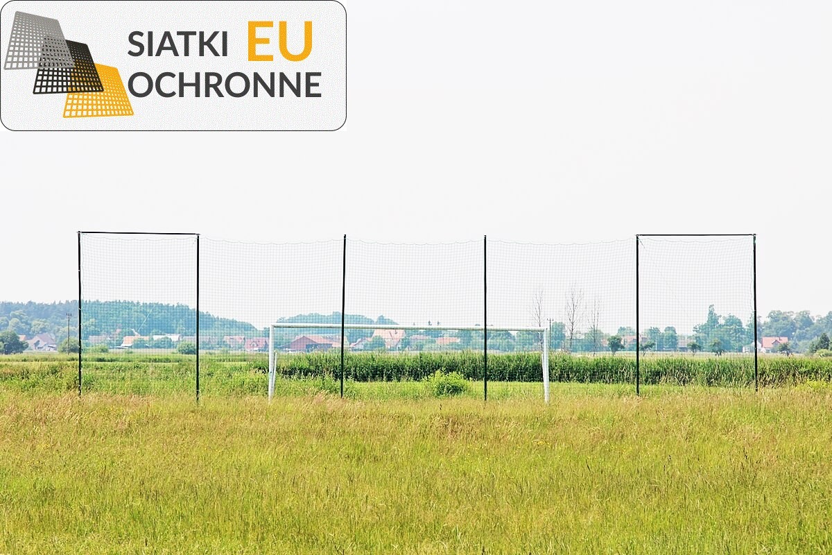 Sznurkowe zabezpieczenie boiska szkolnego SiatkiOchronne.eu - Sznurkowe zabezpieczenie boiska szkolnego