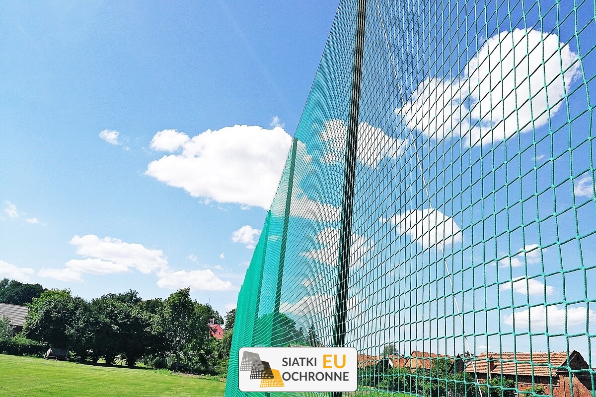   SiatkiOchronne.eu - Ogrodzenie boiska szkolnego   Ogrodzenie sportowe do szkoły 