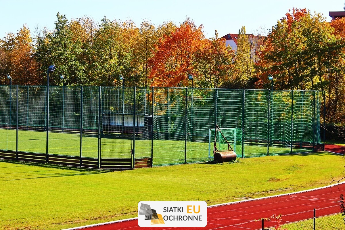   SiatkiOchronne.eu - Siatka ogrodzeniowa z grubym sznurkiem do boisk sportowych 