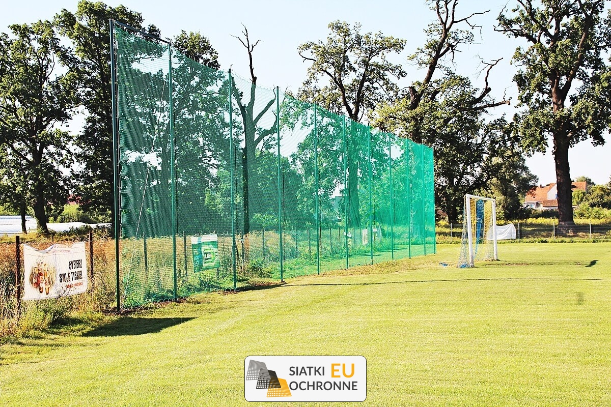   SiatkiOchronne.eu - Siatka sportowa na wymiar dla boisk szkolnych 