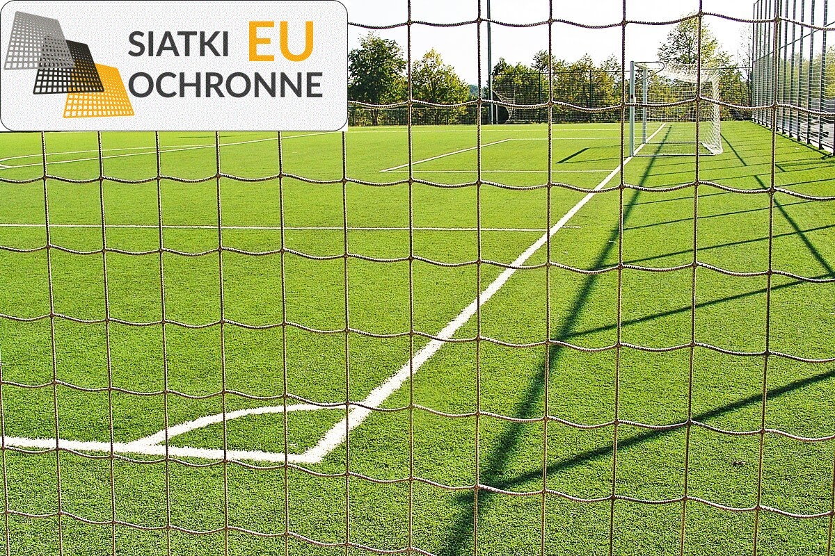 Zabezpiecz swoje boisko naszymi wytrzymałymi siatkami SiatkiOchronne.eu - Zabezpiecz swoje boisko naszymi wytrzymałymi siatkami