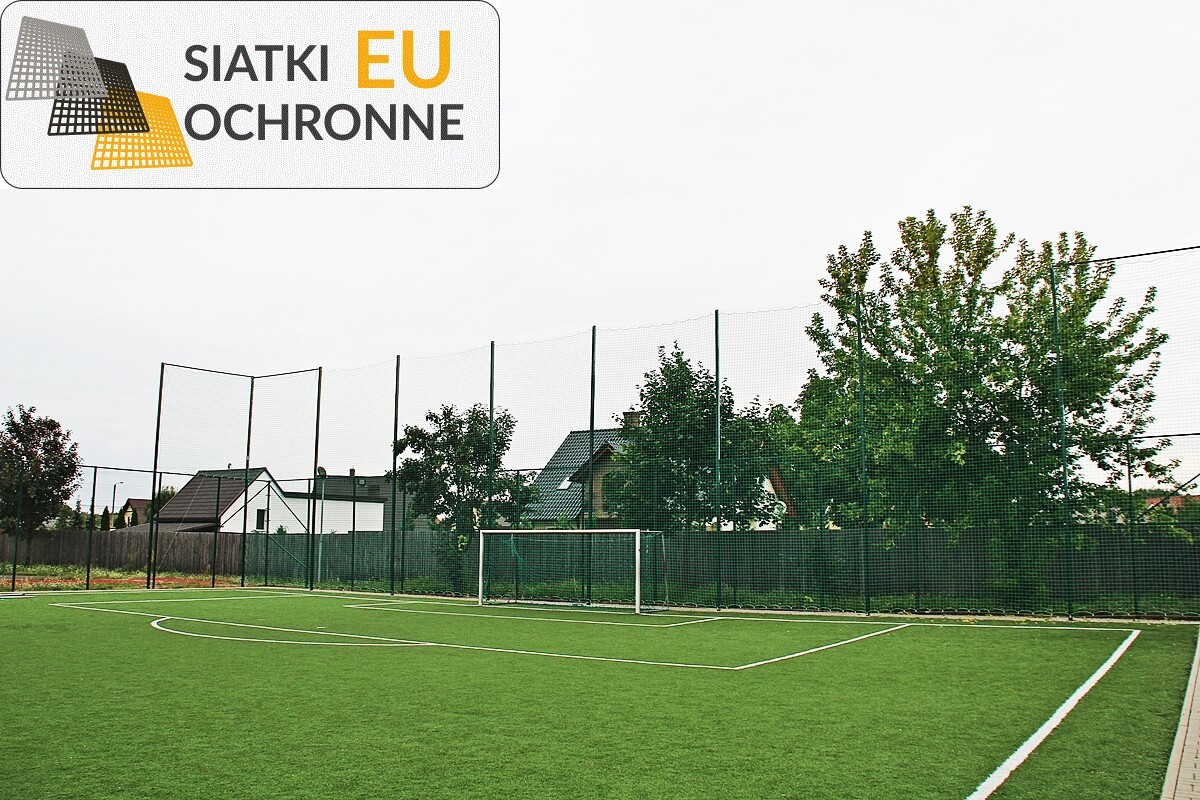 Idealna siatka do ogradzania wysokich boisk SiatkiOchronne.eu - Idealna siatka do ogradzania wysokich boisk
