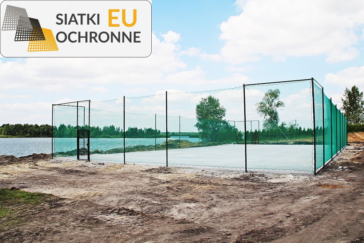   SiatkiOchronne.eu - Bezpieczne siatki sznurkowe do ochrony terenów sportowych 