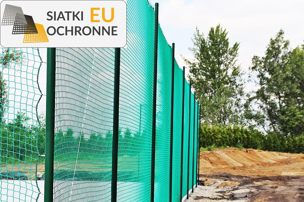   SiatkiOchronne.eu - Siatka ochronna polipropylenowa 4,5x4,5m o grubości sznurka 5mm — idealna do zabezpieczenia boiska 