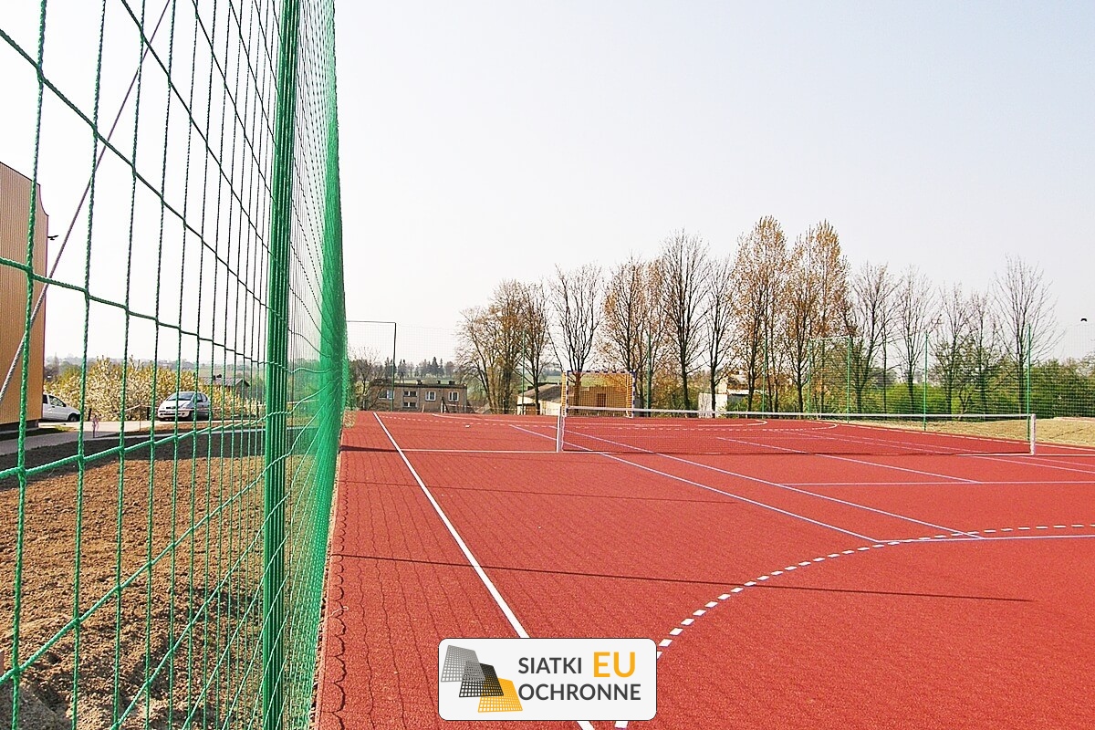   SiatkiOchronne.eu - Siatki do ogrodzenia boisk sportowych 