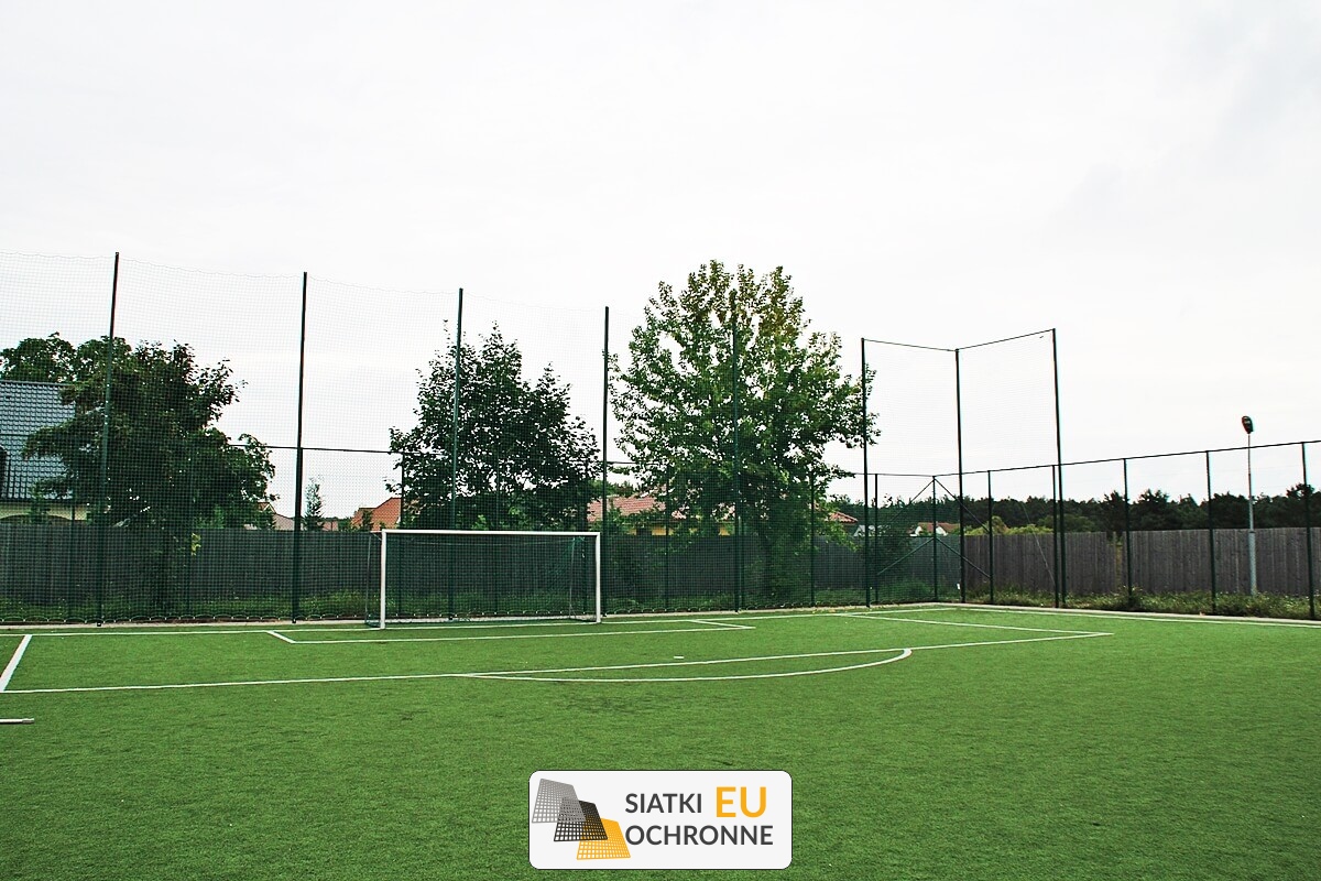   SiatkiOchronne.eu - Ochronne siatki sznurkowe do boisk sportowych 